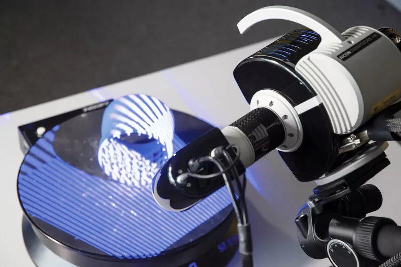 ?？怂箍?200萬像素SmartScan R12藍(lán)光掃描系統(tǒng)全新上市